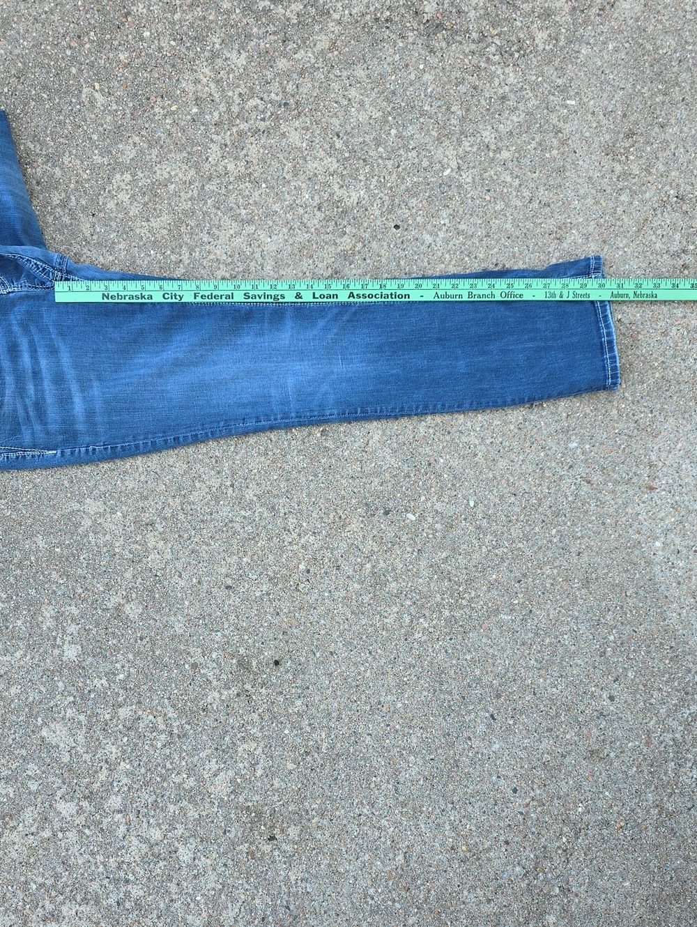 Miss Me Mid Rise Easy Straight Leg Embellished Angel Wings Denim Jeans Size 32 - Picture 13 of 14